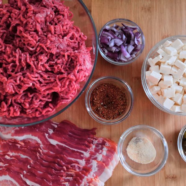 Baconbomb mit Fetafüllung - Hobby-Griller.de: Rezepte | Grillblog ...
