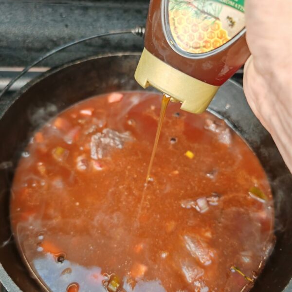 Ochsenbäckchen mit Portweinsauce aus dem DutchOven - Hobby-Griller.de ...